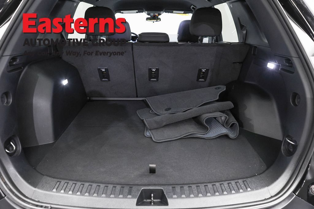 Used 2026 GMC Terrain Elevation FWD image 9