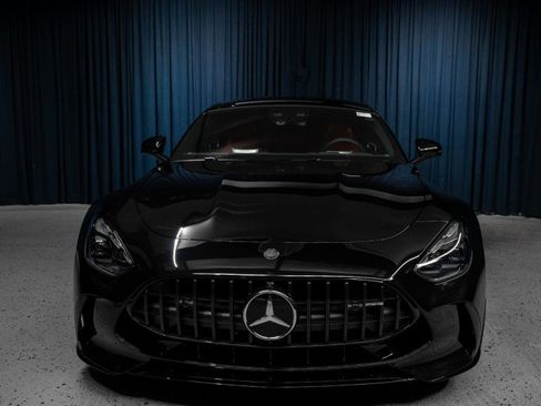 New 2026 Mercedes-Benz AMG GT 55 image 2