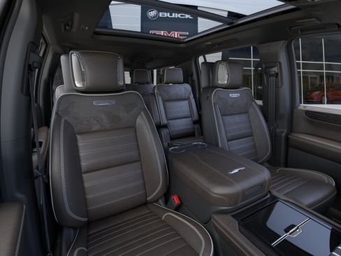 New 2026 GMC Yukon XL Denali Ultimate AWD/4WD image 40