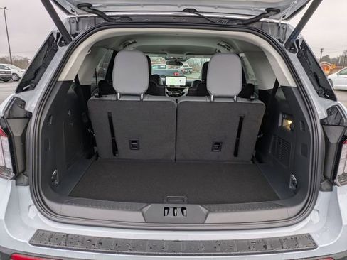 New 2026 Ford Explorer Active w/ Active Comfort Package image 30