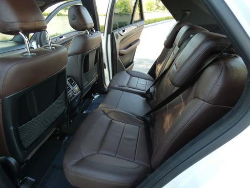 Used 2015 Mercedes-Benz ML 350 4MATIC image 51