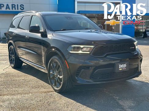 Used 2023 Dodge Durango GT image 1