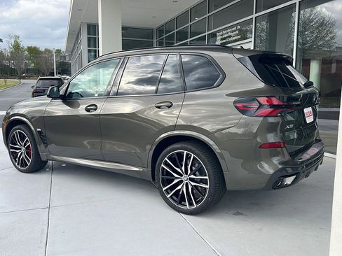 New 2026 BMW X5 sDrive40i image 5