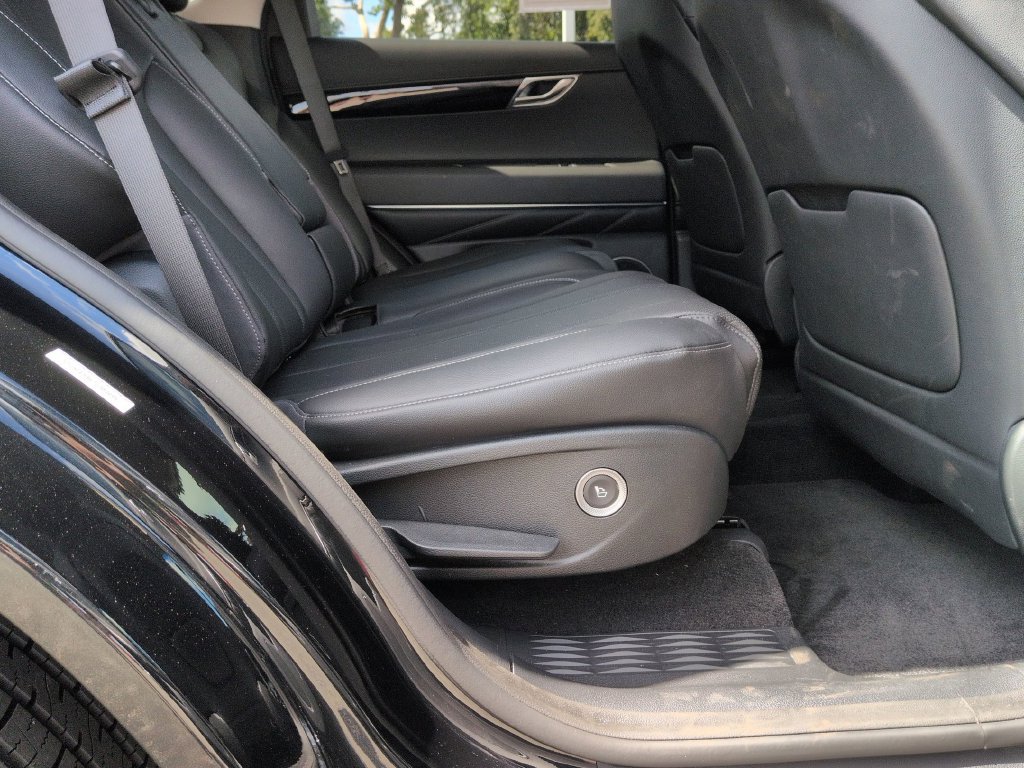Used 2026 Genesis GV80 2.5T AWD/4WD image 24