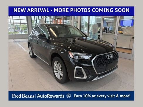 Used 2023 Audi Q5 2.0T Premium w/ Convenience Package AWD/4WD image 1