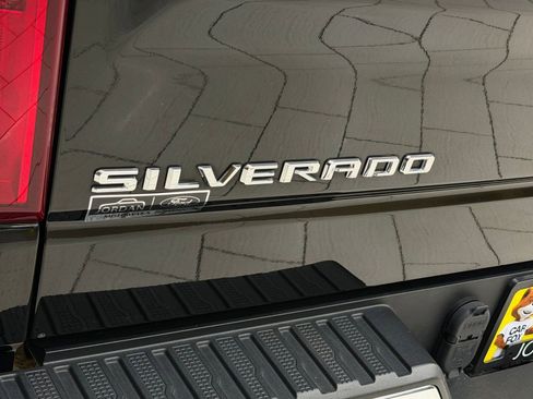 Used 2021 Chevrolet Silverado 1500 LTZ w/ LTZ Premium Package AWD/4WD image 39