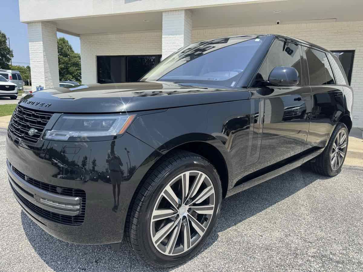 Used 2023 Land Rover Range Rover SE AWD/4WD image 38