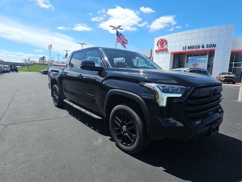 Used 2024 Toyota Tundra Limited AWD/4WD image 1
