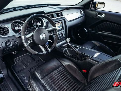 Used 2010 Ford Mustang Shelby GT500 image 2