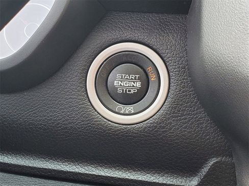 Used 2024 RAM 2500 Big Horn w/ Off Road Package image 19