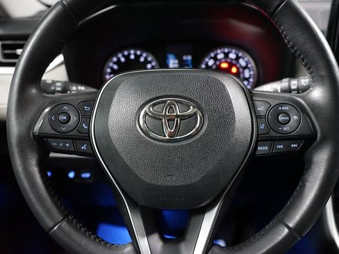 Certified 2022 Toyota RAV4 XLE Premium FWD image 12