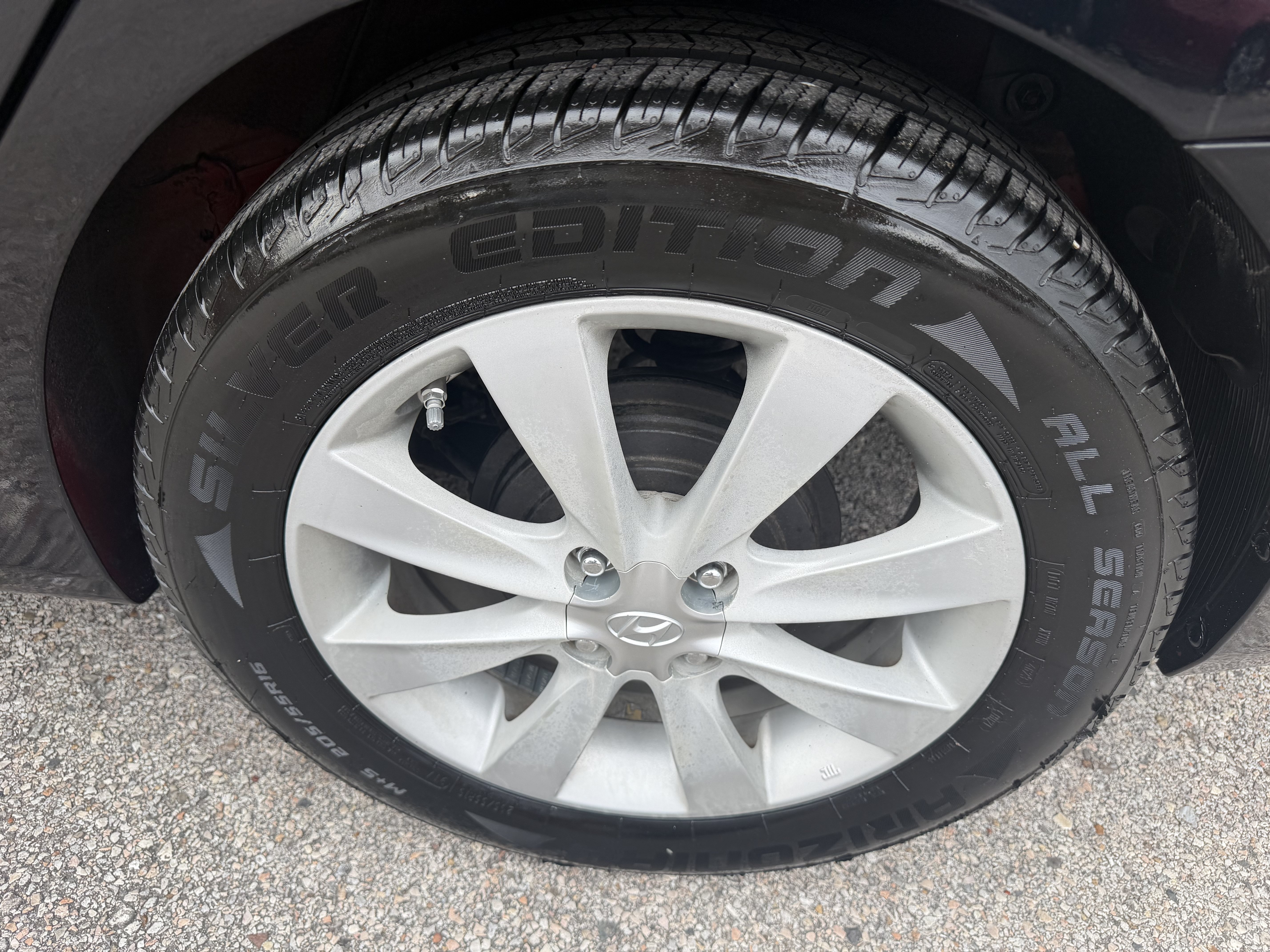 Used 2016 Hyundai Accent SE w/ Option Group 02 FWD image 28