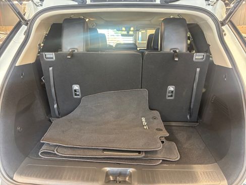 Used 2025 INFINITI QX60 Pure FWD image 16