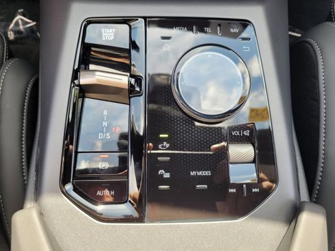 New 2025 BMW X3 xDrive30i w/ Convenience Package image 24