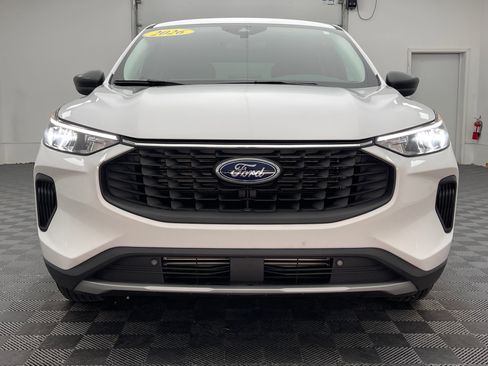 Used 2026 Ford Escape Active FWD image 11