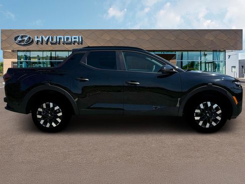 New 2025 Hyundai Santa Cruz SEL image 9