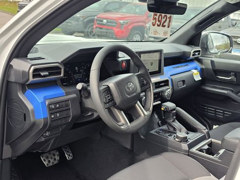 New 2026 Toyota Tacoma TRD Sport AWD/4WD image 9