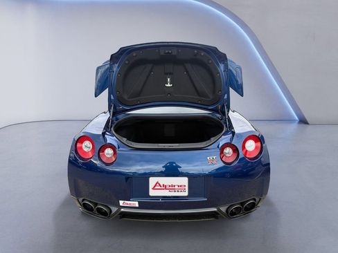 Used 2012 Nissan GT-R Black Edition image 19