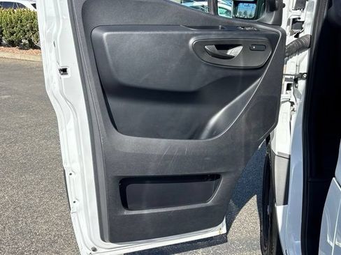 Used 2025 Mercedes-Benz Sprinter 2500 image 15