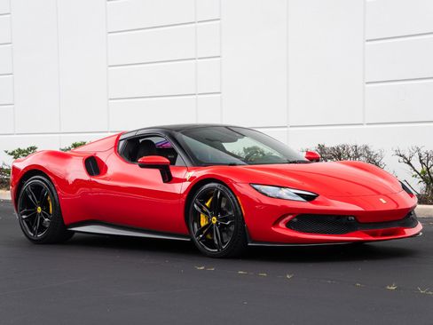 Used 2024 Ferrari 296 GTS RWD image 4