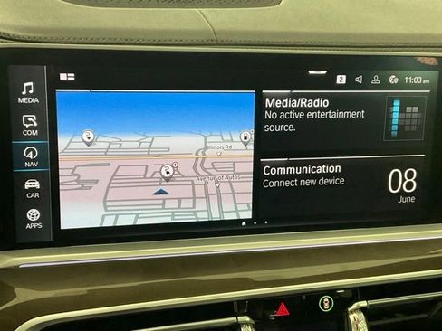 Used 2022 BMW X5 xDrive45e w/ M Sport Package AWD/4WD image 9