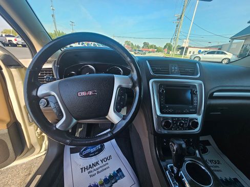 Used 2017 GMC Acadia Limited SLT AWD/4WD image 15