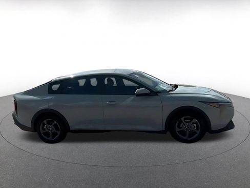 Used 2025 Kia K4 FWD image 14