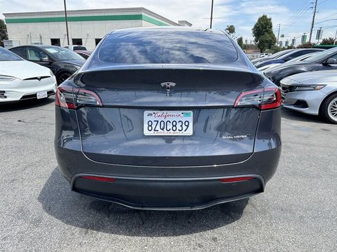 Used 2022 Tesla Model Y Long Range AWD/4WD image 4