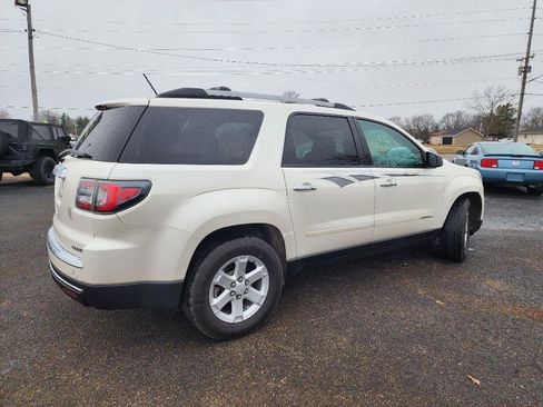 Used 2015 GMC Acadia SLE image 4