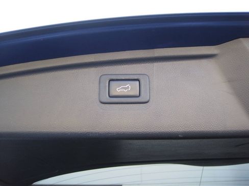 Used 2015 Subaru Outback 2.5i Limited AWD/4WD image 17