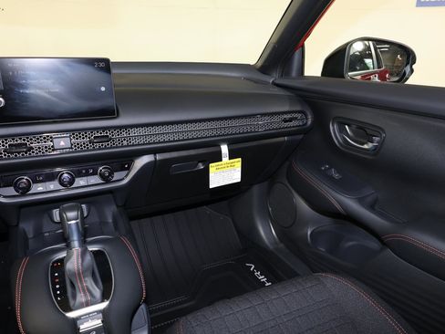 New 2027 Honda HR-V Sport image 8