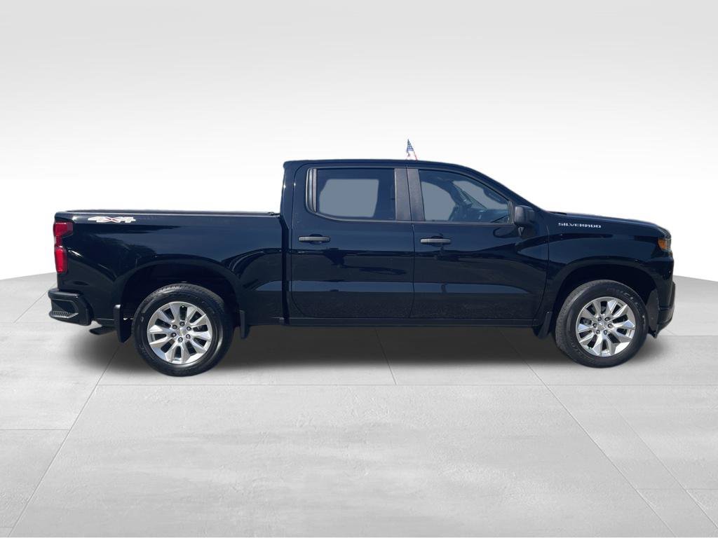 Used 2020 Chevrolet Silverado 1500 Custom w/ Custom Value Package AWD/4WD image 8