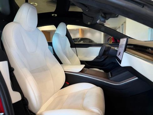 Used 2022 Tesla Model S AWD image 26