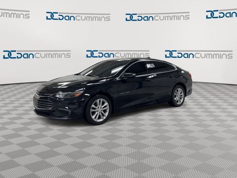 Used 2016 Chevrolet Malibu LT w/ Driver Confidence Package FWD image 4