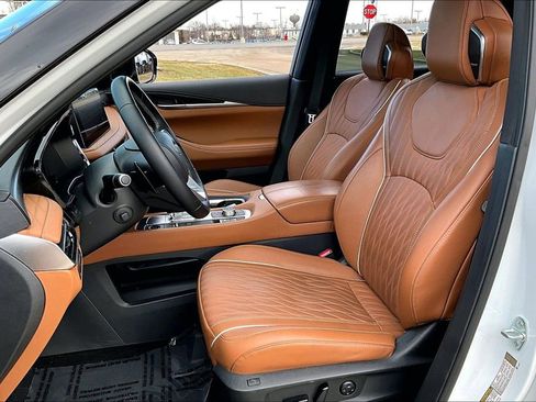 Certified 2026 INFINITI QX60 Autograph w/ Dark Cargo Package image 15