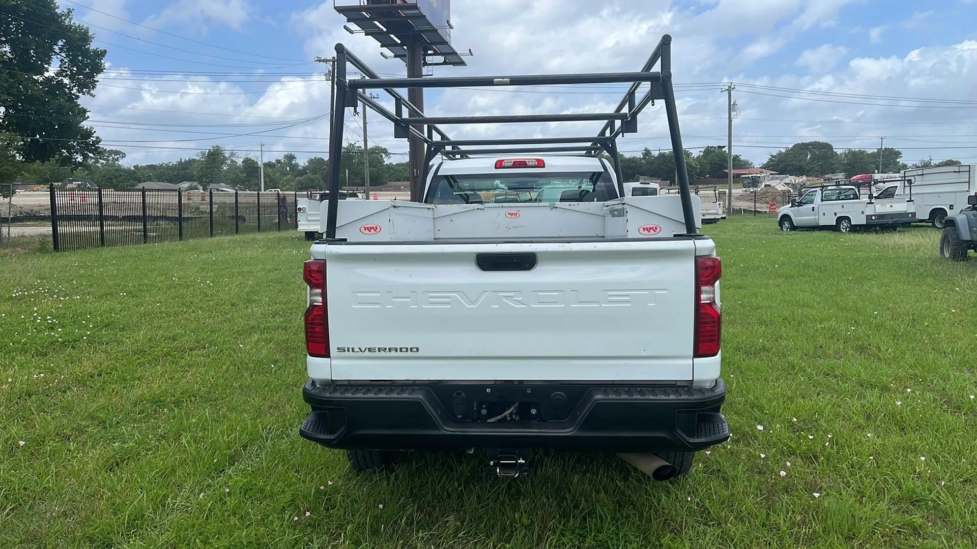 Used 2020 Chevrolet Silverado 2500 W/T RWD image 3
