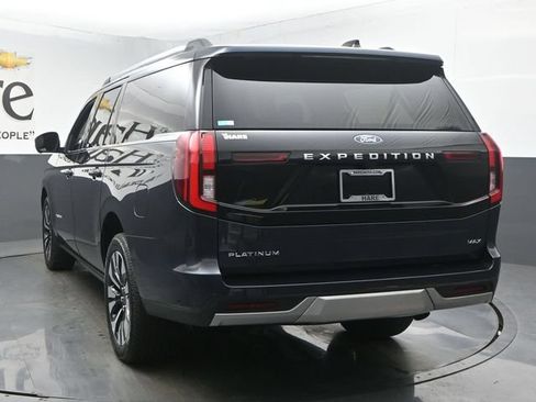 Used 2025 Ford Expedition Max Platinum w/ Driver's Package AWD/4WD image 36