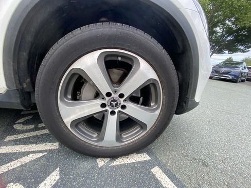 Used 2020 Mercedes-Benz GLC 300 image 25