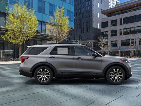 New 2027 Ford Explorer ST-Line AWD/4WD image 5