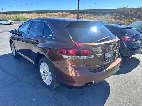 Used 2013 Toyota Venza LE w/ LE Convenience Pkg AWD/4WD image 4