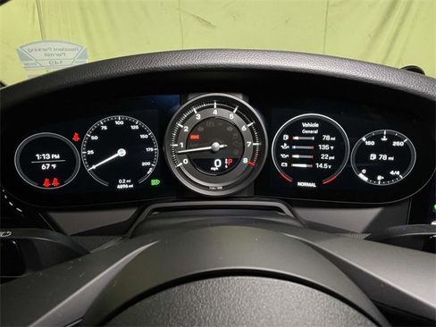 Used 2023 Porsche 911 Carrera image 42