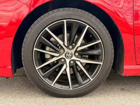 Used 2021 Toyota Camry SE image 40