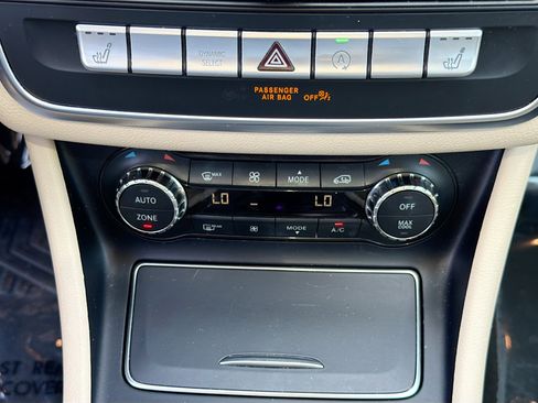 Used 2019 Mercedes-Benz GLA 250 image 33