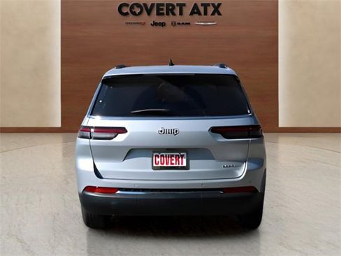 New 2025 Jeep Grand Cherokee L Laredo w/ Luxury Tech Group I image 4