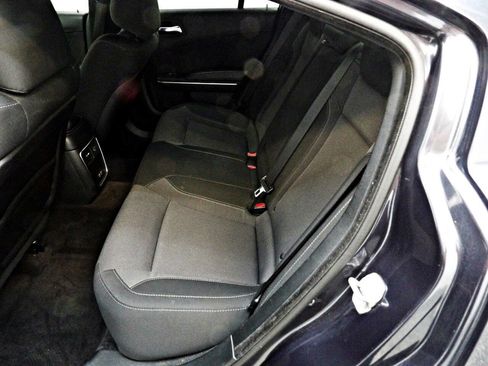 Used 2018 Dodge Charger GT image 10