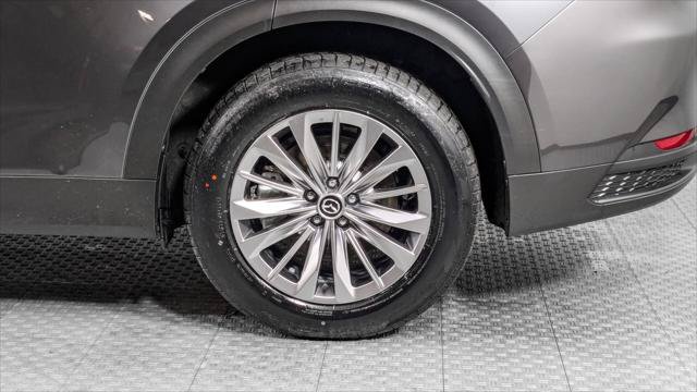 Used 2024 MAZDA CX-90 Plug-In Hybrid w/ Preferred AWD/4WD image 31