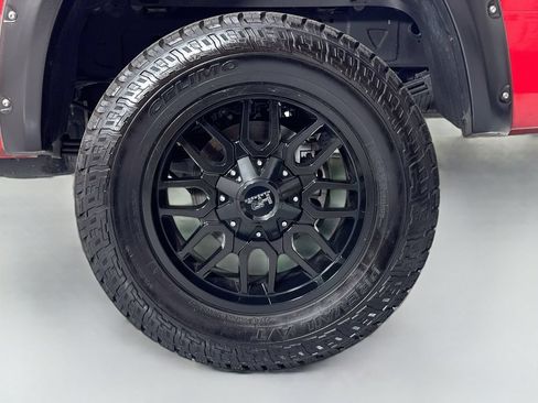 Used 2024 RAM 3500 Laramie AWD/4WD image 11