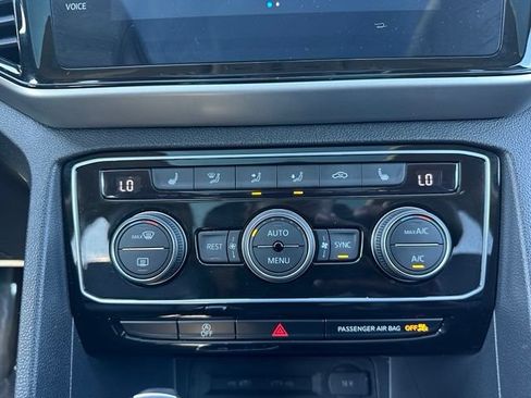 Used 2023 Volkswagen Atlas SE AWD/4WD image 39