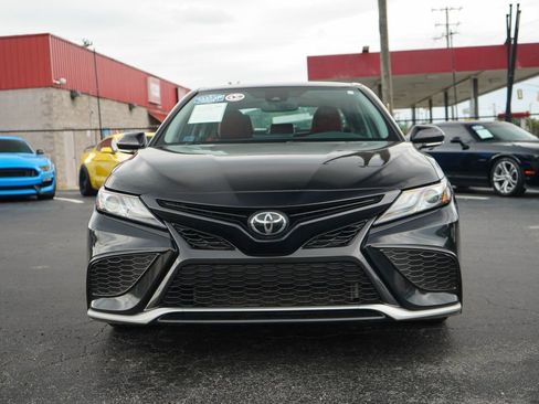 Used 2021 Toyota Camry XSE FWD image 16