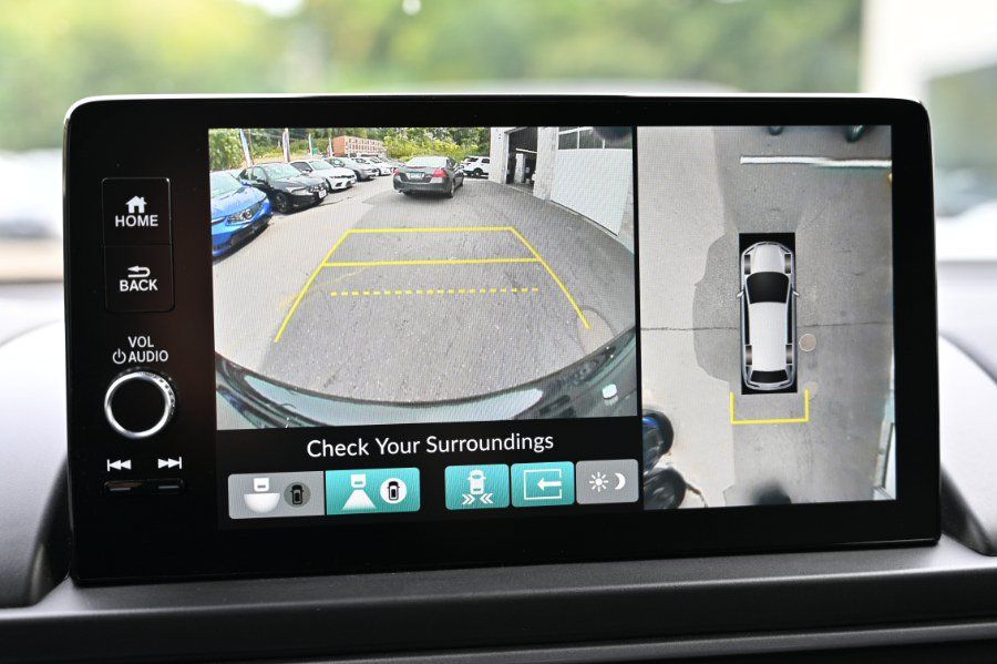 Used 2023 Honda Pilot Elite image 31